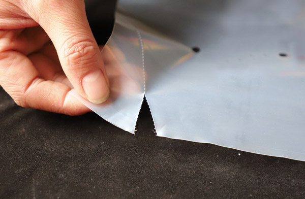 PE膜易撕線激光切割 PE袋/PE膜的激光切割工藝是怎么樣的(圖1)