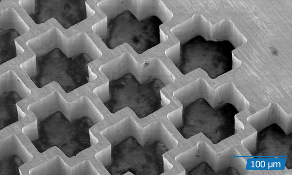 激光精密鉆孔 ? 速度極快，磨損最小(圖9)