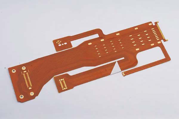 軟板激光切割工藝 FPC/軟板激光切割機(jī)適用什么光源激光器加工效果更好(圖1)