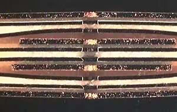 激光雕刻 使用紫外激光設(shè)備對(duì)PCB印刷電路板加工的工藝(圖3)