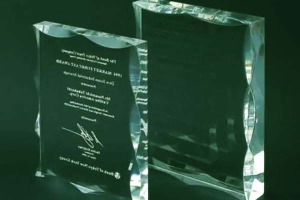 紫外激光打標(biāo)機(jī)可以打玻璃嗎？