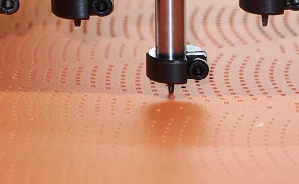 機械打孔、滾針打孔和激光打孔作為比較有什么區(qū)別(圖1)